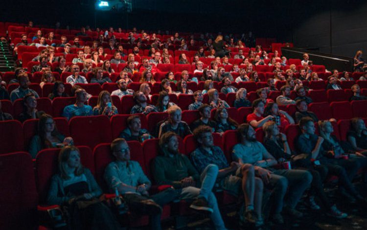 “Geleneksel sinema hiçbir zaman bitmez”