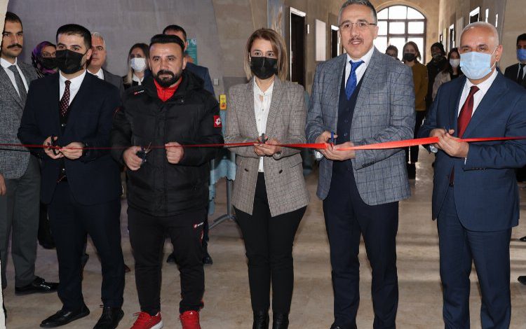 Nevşehir Belediyesi’nden ‘Robo&Kod Kafe’ Nevşehir Belediyesi’nden ‘Robo&Kod Kafe’