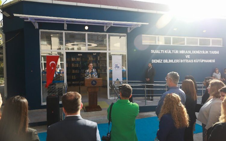 Dokuz Eylül’den denizciliğe özel kütüphane Dokuz Eylül’den denizciliğe özel kütüphane