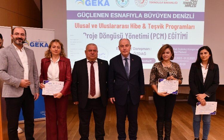 ‘Güçlenen esnafıyla büyüyen Denizli’ projesi sertifikalandırdı ‘Güçlenen esnafıyla büyüyen Denizli’ projesi sertifikalandırdı