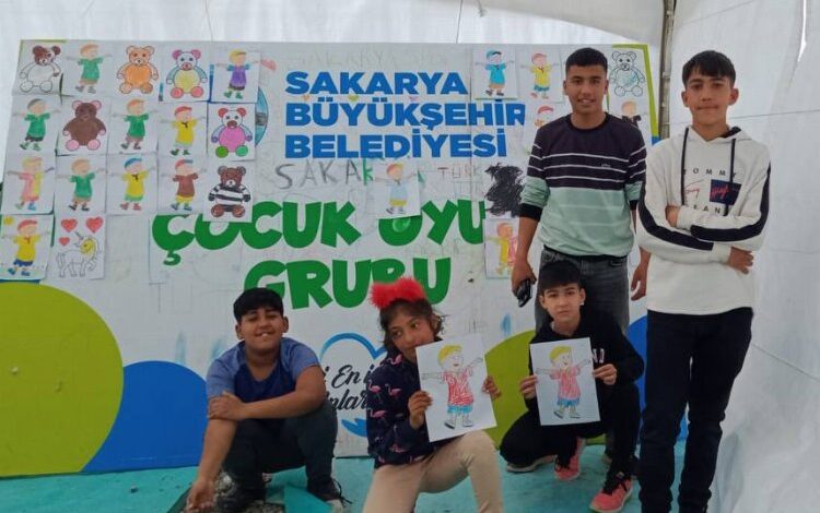 Sakarya Diyarbakır’da afet çocuklarının sevinci oldu Sakarya Diyarbakır’da afet çocuklarının sevinci oldu