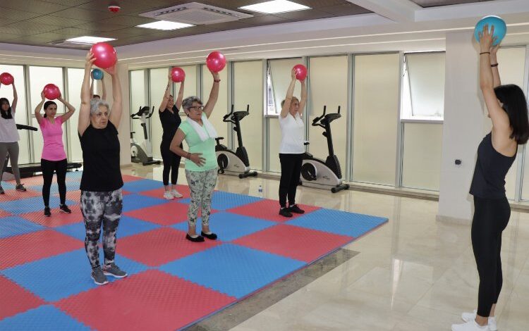 Kuruçeşme’de kadınlar stresi sporla atıyor Kuruçeşme’de kadınlar stresi sporla atıyor