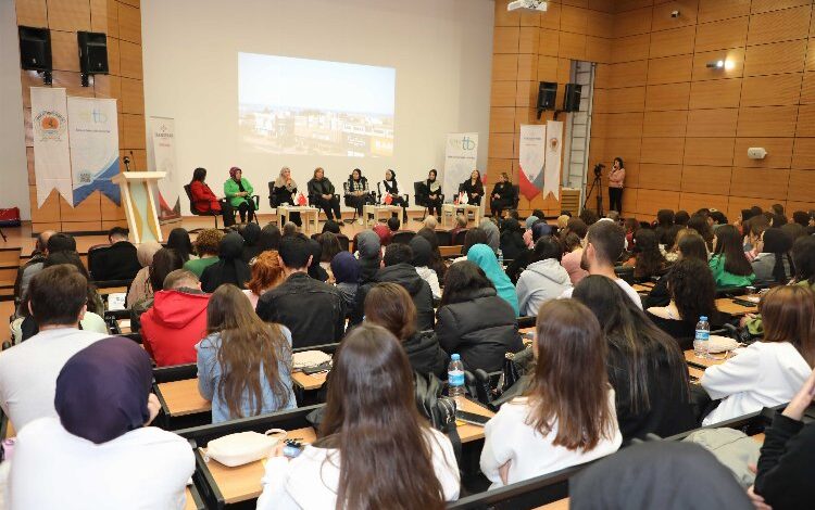 Başkan Demir: Hedefinizi koyun, azimle çalışın