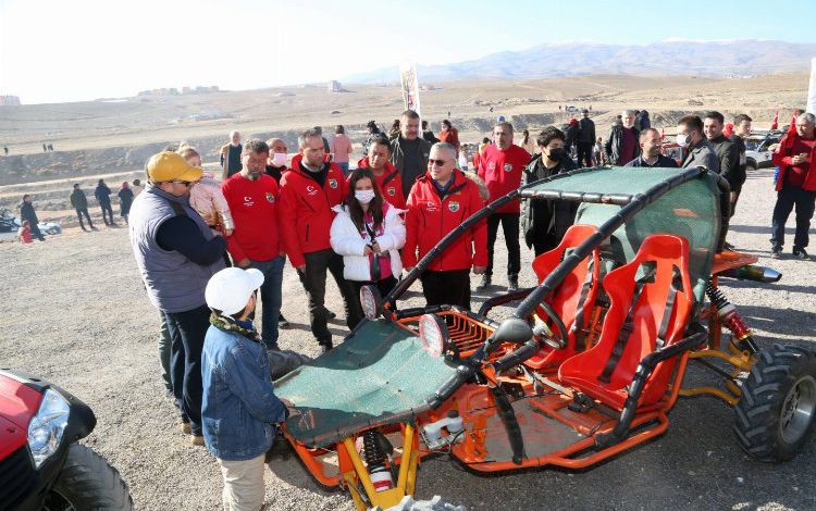 Off Road etkinliği renkli anlara sahne oldu Off Road etkinliği renkli anlara sahne oldu