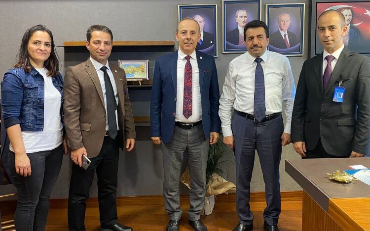 MHP Bursa Milletvekili Zırhlıoğlu: Sağlık çalışanları medar-ı iftiharımızdır