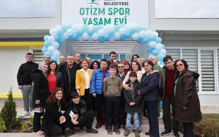 Aileler, Otizm Spor ve Yaşam Evi’ni çok sevdi Aileler, Otizm Spor ve Yaşam Evi’ni çok sevdi