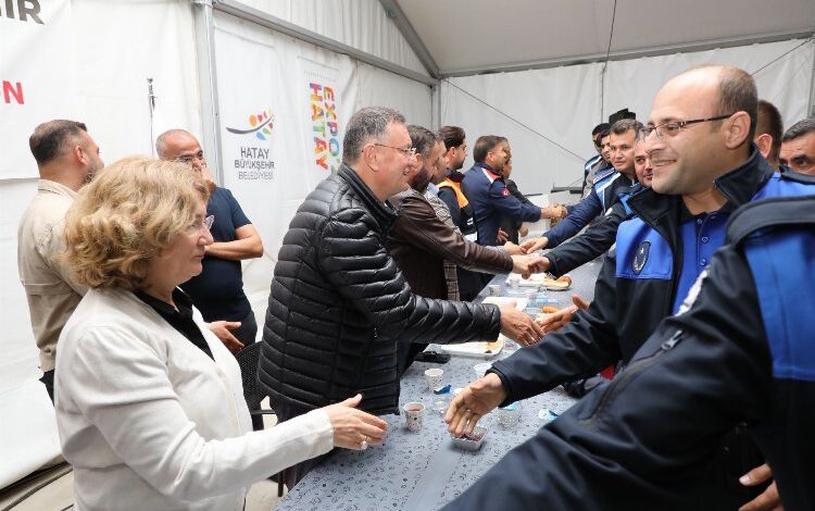 Lütfü Savaş: Hatay’a destek veren herkese ve personelimize teşekkür ederim Lütfü Savaş: Hatay’a destek veren herkese ve personelimize teşekkür ederim