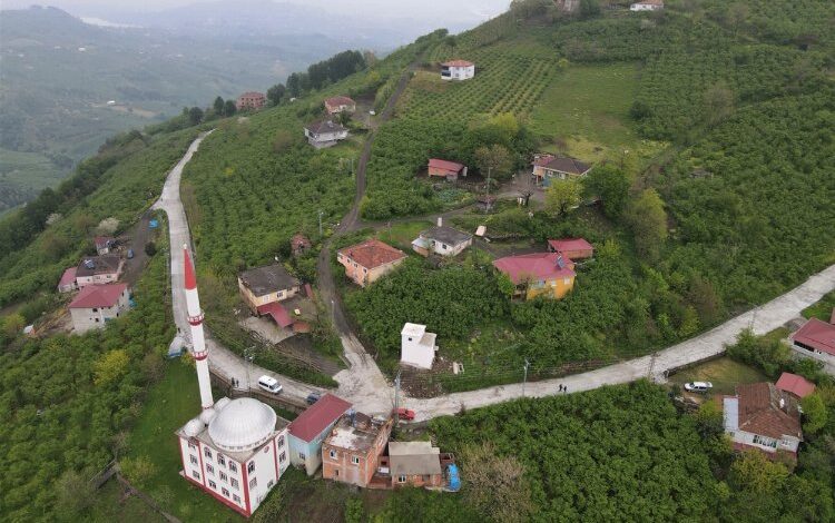 Ayvacık’ta yol çilesi sona erdi