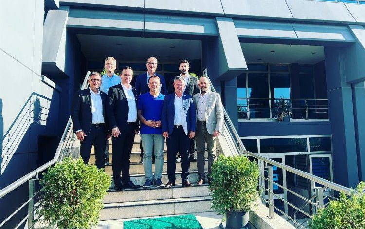 RUMELİSİAD’dan Bursaspor’a ziyaret RUMELİSİAD’dan Bursaspor’a ziyaret