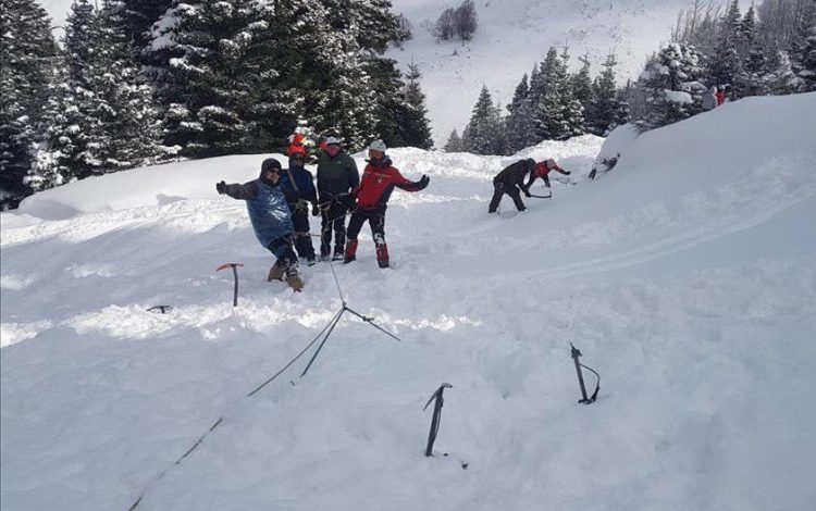Bursa İnegöl’de dağcılık eğitimleri devam ediyor Bursa İnegöl’de dağcılık eğitimleri devam ediyor
