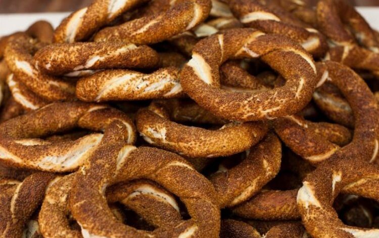 İYİ Partili Yokuş: Halk simit bile yiyemiyor! İYİ Partili Yokuş: Halk simit bile yiyemiyor!