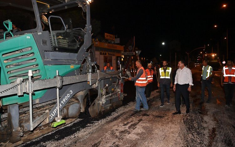 Deforme olan yollara trimer kazısı Deforme olan yollara trimer kazısı