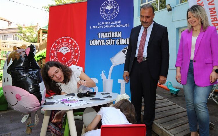 Bursa’da öğrencilere süt tüketimine eğlenceli teşvik