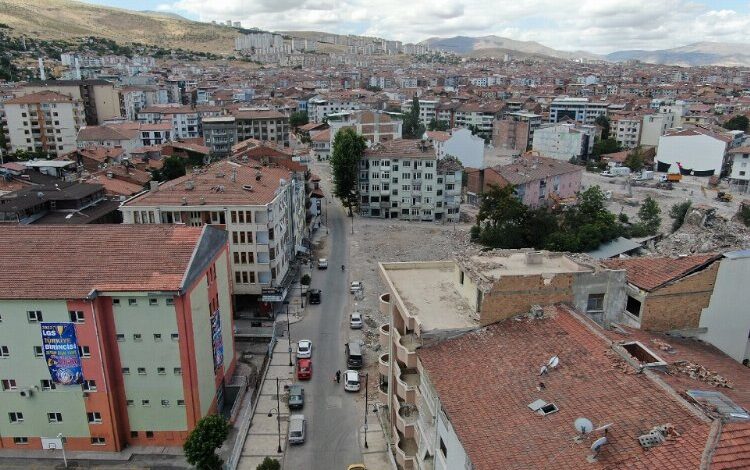 Malatya’dan hasarlı çatı uyarısı Malatya’dan hasarlı çatı uyarısı