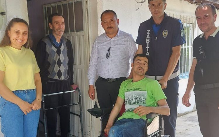 Oğuzhan ailesine Manisa’dan yüz güldüren ziyaret