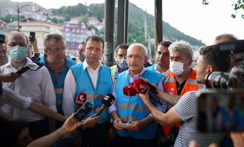 CHP’liler felaketi yaşayan Sinop Ayancık’ta CHP’liler felaketi yaşayan Sinop Ayancık’ta