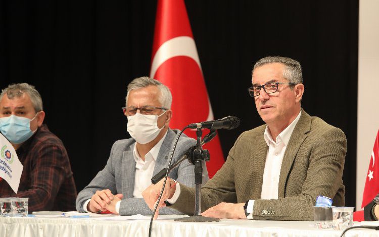 İzmir Gaziemir’de Sarnıç’taki tapu sorununda çözüme gidildi