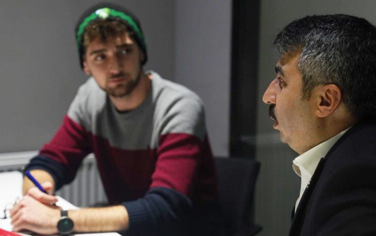 Bursa Yıldırım’da üniversiteli öğrencilere başarı ziyareti Bursa Yıldırım’da üniversiteli öğrencilere başarı ziyareti