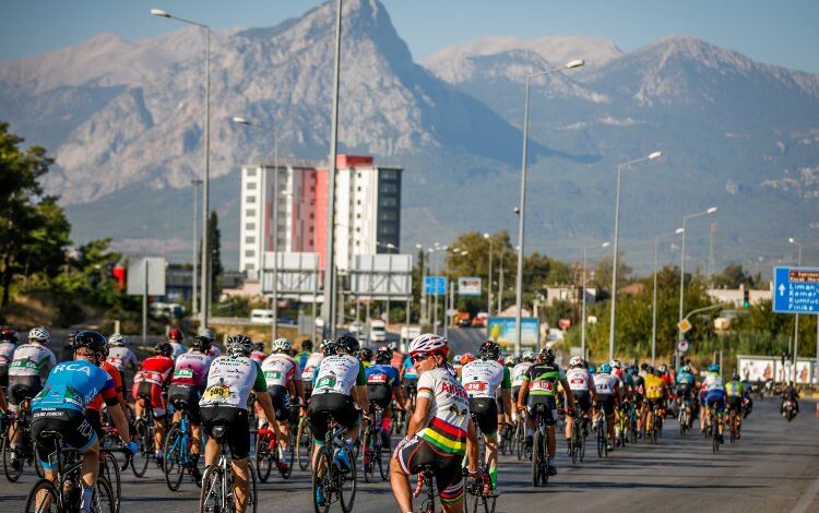 Sıfırdan zirveye bisiklet yarışı Sıfırdan zirveye bisiklet yarışı