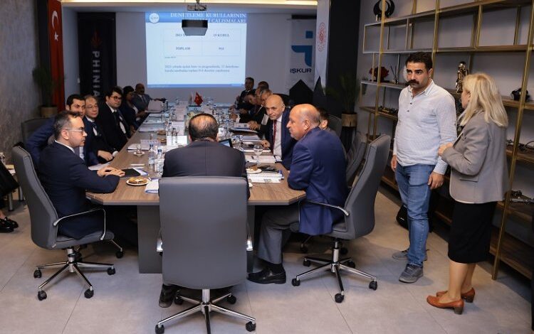 İzmir’de istihdam için toplanıldı