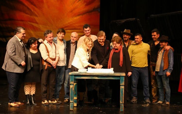 Kocaeli Şehir Tiyatrosu 26 yaşında Kocaeli Şehir Tiyatrosu 26 yaşında