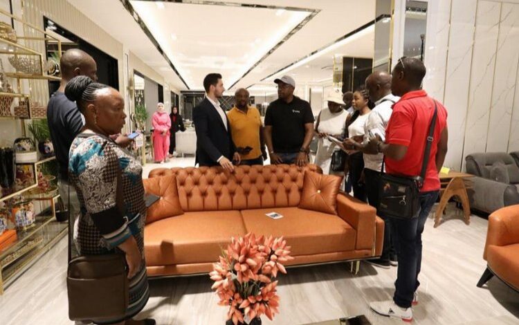 Afrika ile Bursa İnegöl’ün iş birliği gelişiyor Afrika ile Bursa İnegöl’ün iş birliği gelişiyor