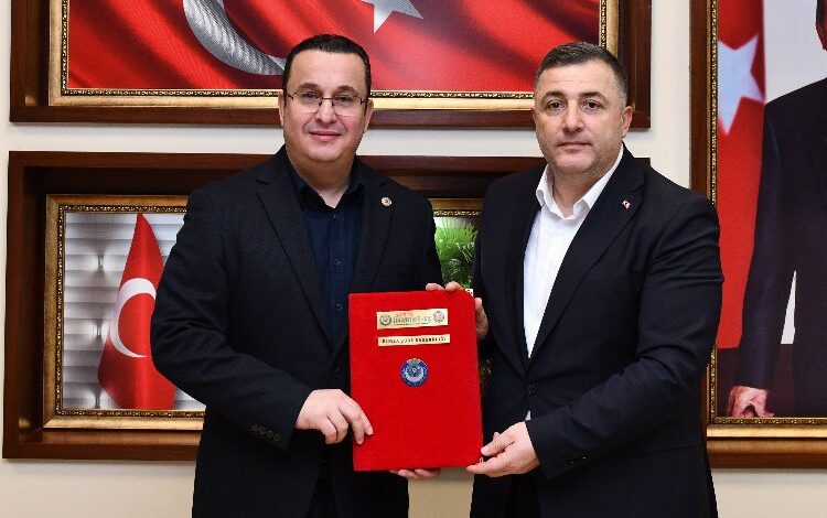 Mustafakemalpaşa’da işçilere çifte bayram! Yüzde 40 zam ve iyileştirme