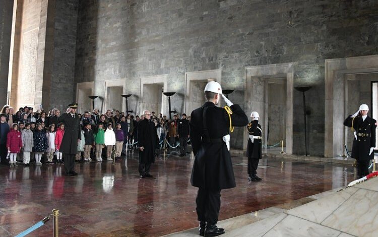 TEGV üyeleri Ata’nın huzurunda TEGV üyeleri Ata’nın huzurunda