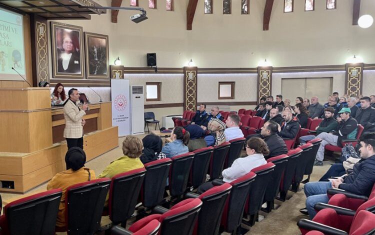 Bursa İnegöl Belediyesi’nde kurum içi eğitimlere devam Bursa İnegöl Belediyesi’nde kurum içi eğitimlere devam