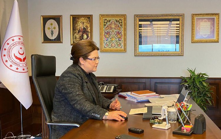 ‘Evde Bakım’a 1,256 milyon lira destek