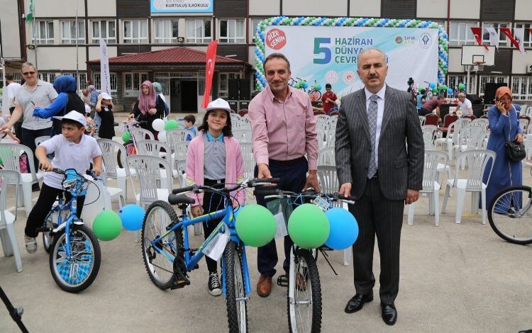 Rize’de ‘sıfır atık’lar ödüllendirildi Rize’de ‘sıfır atık’lar ödüllendirildi
