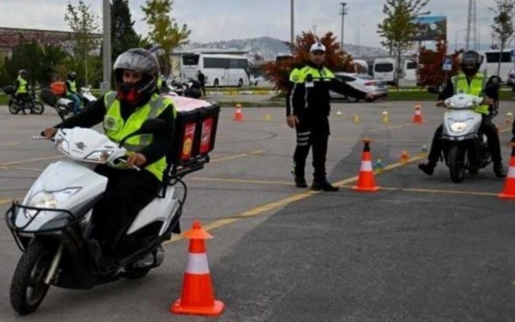 Kocaeli’de ‘hızlı değil güvenli teslimat’ eğitimi Kocaeli’de ‘hızlı değil güvenli teslimat’ eğitimi