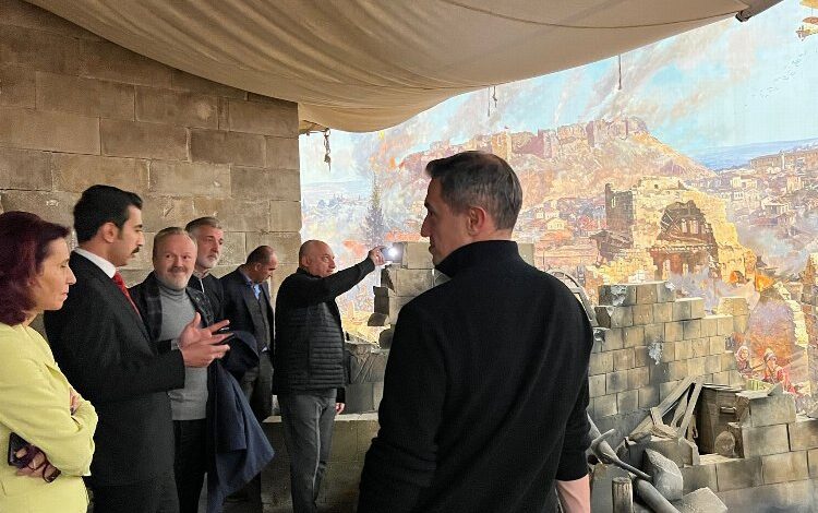 TFF yöneticilerinden Gaziantep’te ‘Panorama’ ziyareti TFF yöneticilerinden Gaziantep’te ‘Panorama’ ziyareti