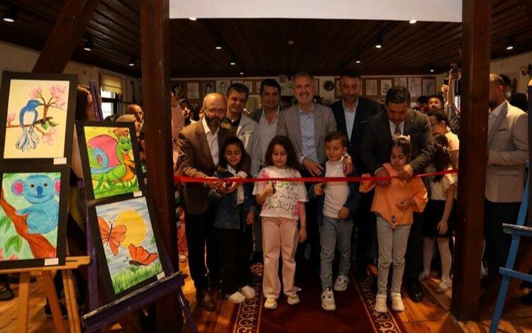 İnegöllü küçük ressamların eserleri görücüye çıktı İnegöllü küçük ressamların eserleri görücüye çıktı