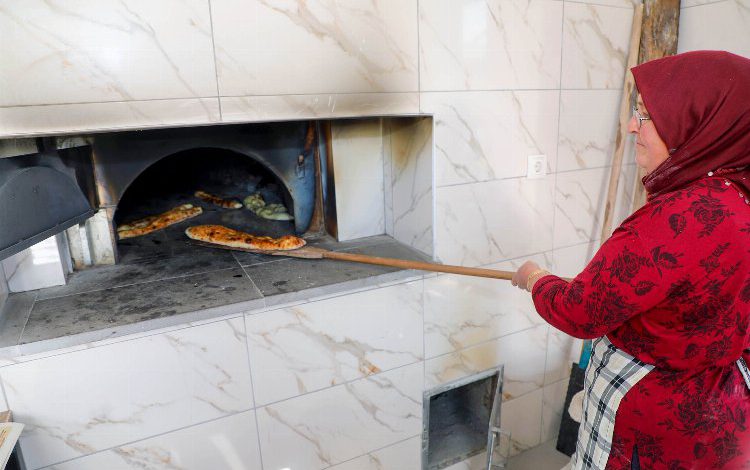 Kayseri Talas’ta mahalle fırını mutluluğu Kayseri Talas’ta mahalle fırını mutluluğu