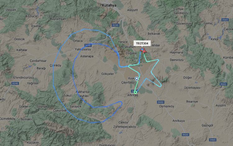 Bayraktar TB2 gökyüzüne ay yıldız çizdi