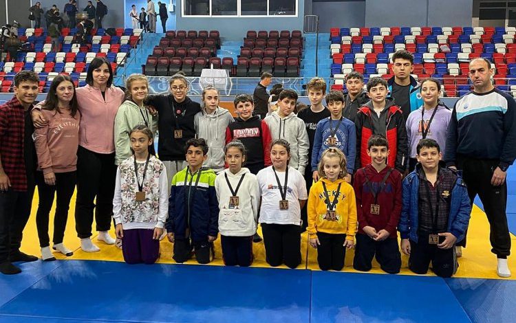 Bursa Gemlikli minik judocular madalya avcı çıktı