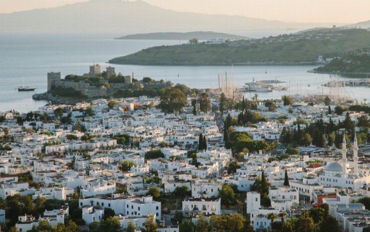 Yazlık bölgelerde satılık konutlar iki kat arttı Yazlık bölgelerde satılık konutlar iki kat arttı