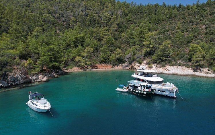 Muğla 10 bin tekneden atık topladı Muğla 10 bin tekneden atık topladı