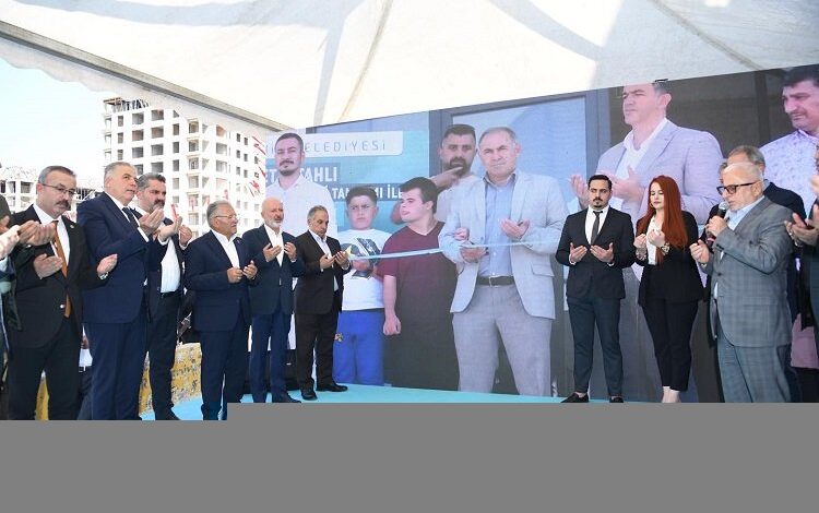 Kayserili hayırseverler örnek oluyor