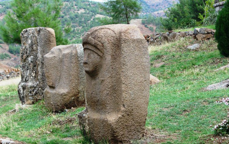 Gaziantep’te en eski heykel atölyesi kazısı başladı Gaziantep’te en eski heykel atölyesi kazısı başladı