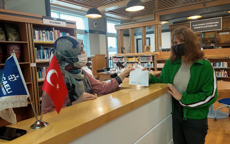 Kocaeli’de şanslı okuyuculara tiyatro bileti Kocaeli’de şanslı okuyuculara tiyatro bileti