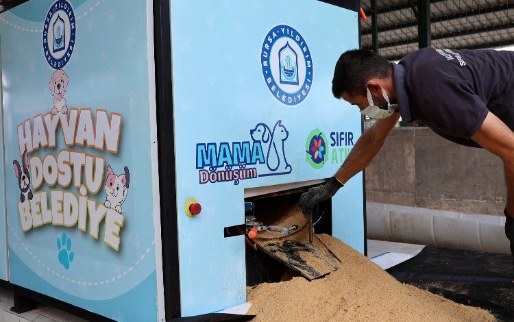 Bursa Yıldırım’da atık gıdalar mamaya dönüşüyor