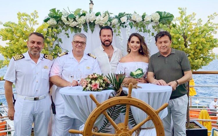 Yunanistan’da kaptan nikâhı ile evlendi!