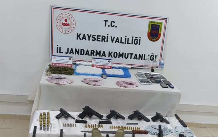 Kayseri jandarmadan uyuşturucuya darbe