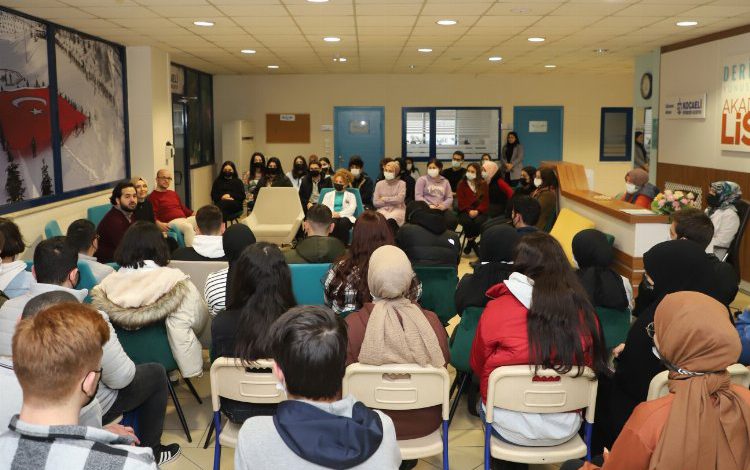 Kariyer Günlerine gençlerden yoğun ilgi Kariyer Günlerine gençlerden yoğun ilgi