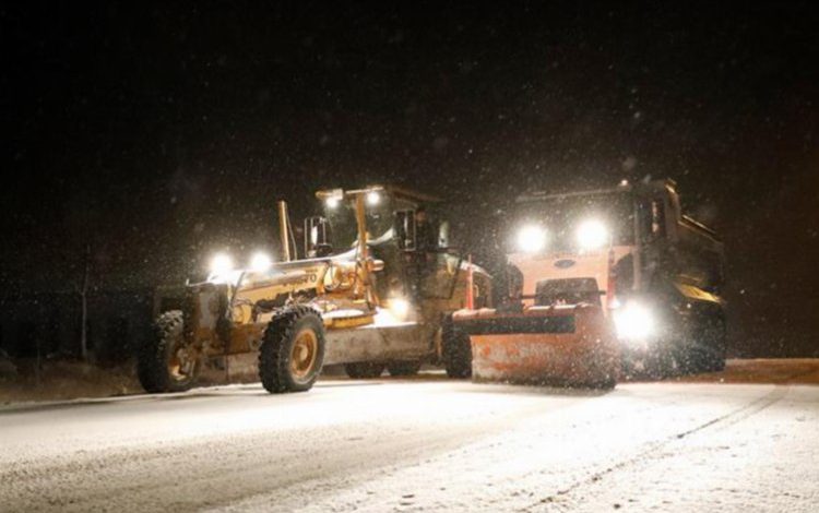 Şehir uykuda Bursa İnegöl Belediyesi sahada Şehir uykuda Bursa İnegöl Belediyesi sahada
