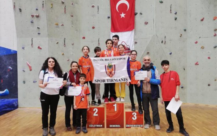 Bursa İnegöl Belediyespor Spor Tırmanış Takımı kürsüleri fethetti Bursa İnegöl Belediyespor Spor Tırmanış Takımı kürsüleri fethetti