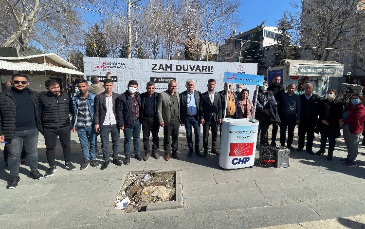 Adıyaman’da CHPli gençlikten zam duvarı