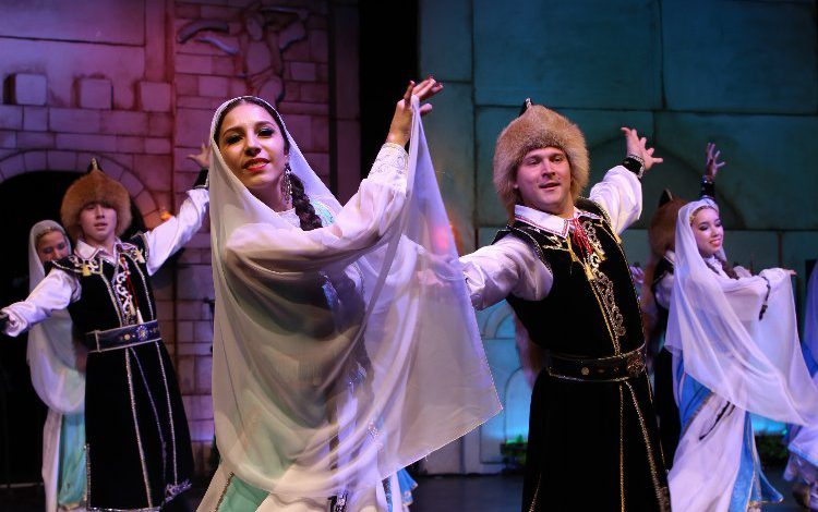 Bursa’da uluslararası coşkuda ‘Altın Karagöz’ heyecanı Bursa’da uluslararası coşkuda ‘Altın Karagöz’ heyecanı